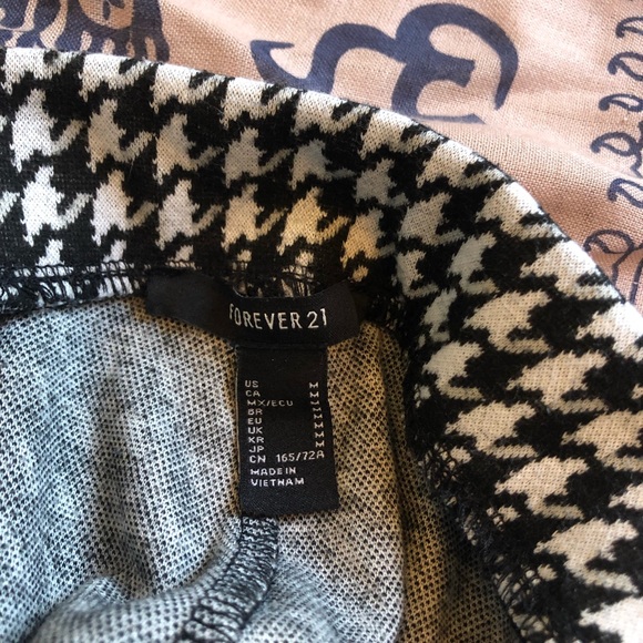 Houndstooth Pattern Pants - Picture 4 of 4